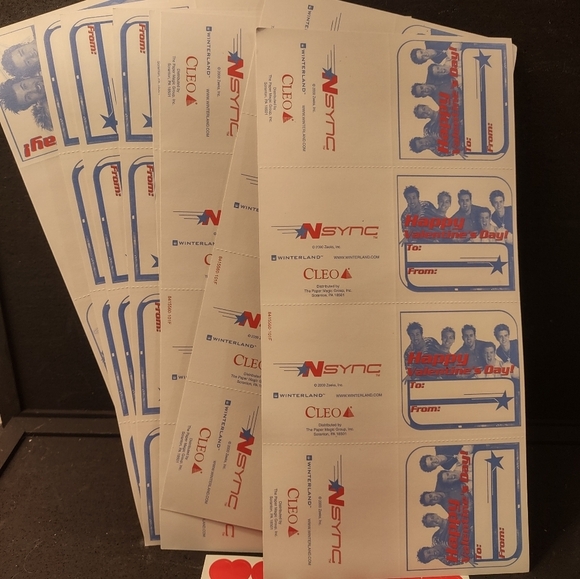 NEW VINTAGE OPENED BOX NSYNC VALENTINE CARDS - Picture 4 of 5